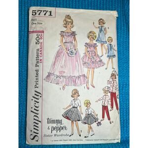 Simplicity 5771 Pattern 12in 9in Barbie doll clothes 1950s